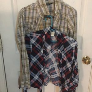 2 flannel shirts women’s
